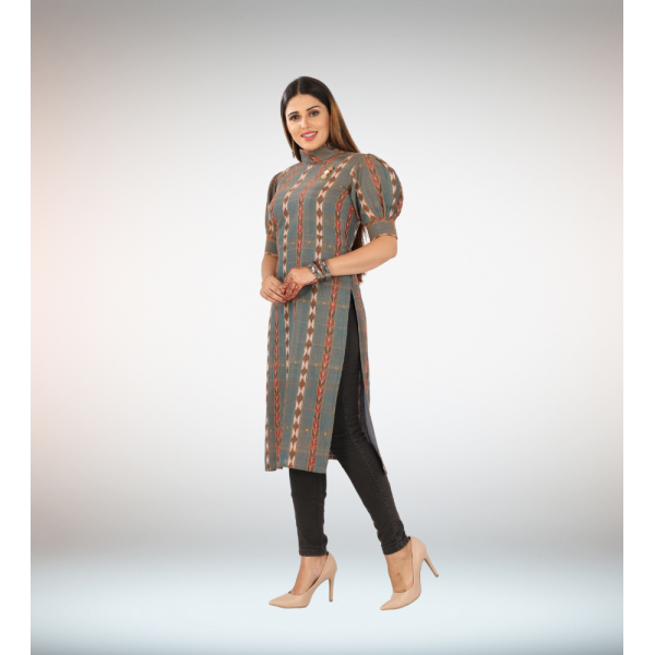 Sambalpuri kurti with baandha and sapta design