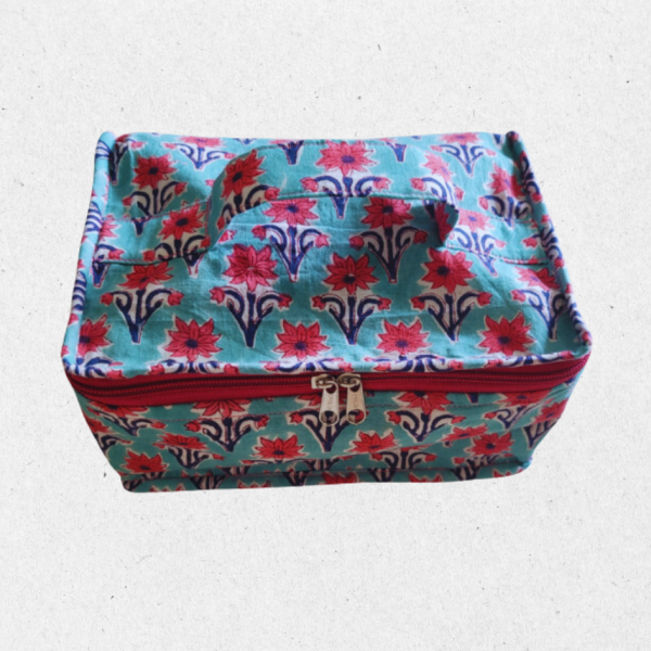 AZ: Cotton Travel Pouch