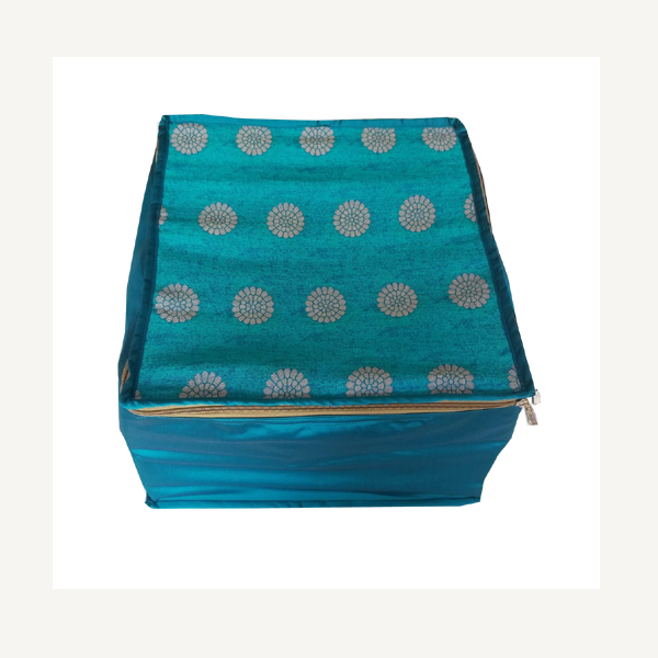 AZ: Saree Organizer