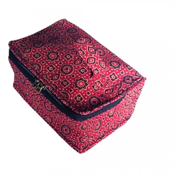 AZ: Cotton Travel Pouch