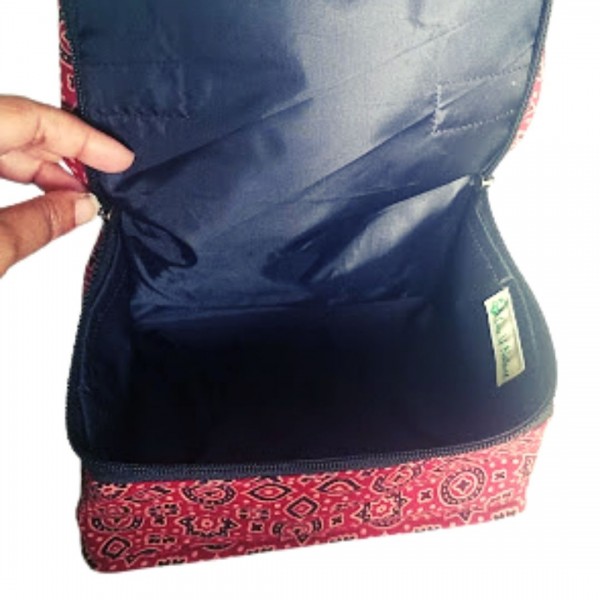 AZ: Cotton Travel Pouch