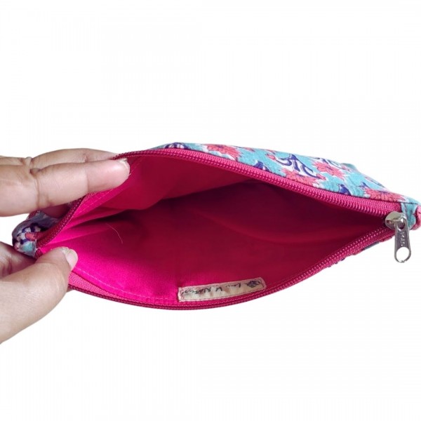 AZ: Cotton Travel Pouch