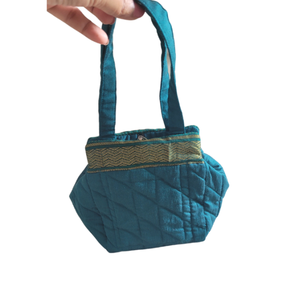 AZ: Party Bag