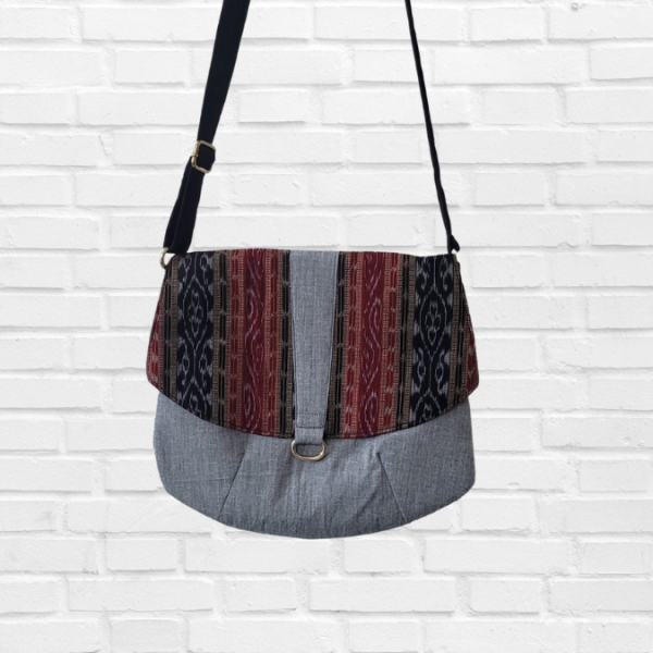 Handloom Cotton Sambalpuri Ikat Sling bag