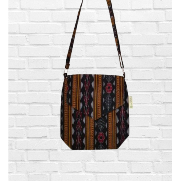 AZ: Handloom Cotton Ikat Sling bag
